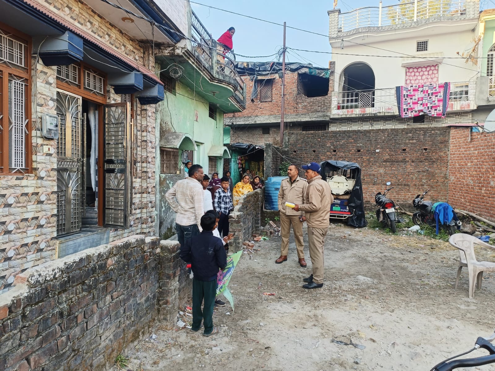 किरायेदार, मजदूर सत्यापन ना करने पर 09 मकान मालिकों के विरूद्ध की गई चालानी कार्यवाही।