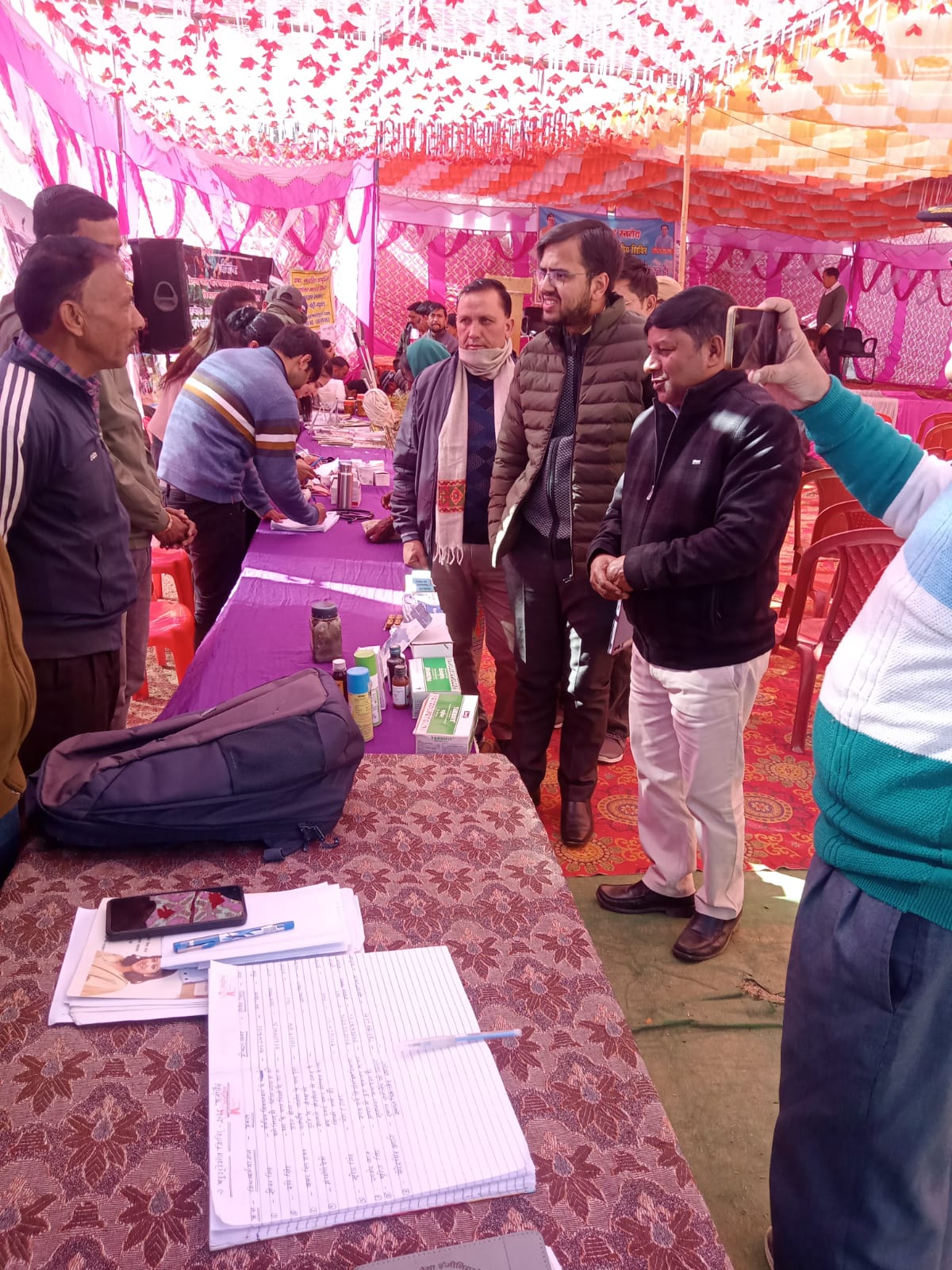 थलीसैंण में प्रशासन आपके द्वार: जन सुविधा बहुद्देशीय शिविर से लोगों को मिला सीधा लाभ