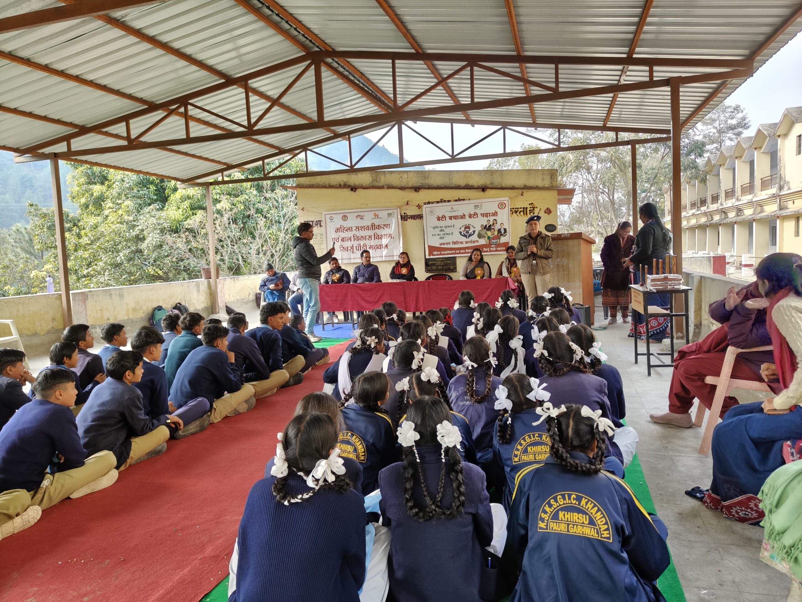 पौड़ी पुलिस की जागरूकता पहल: डिजिटल अरेस्ट, फर्जी कॉल/लिंक और साइबर खतरों के प्रति आमजन को किया सतर्क।