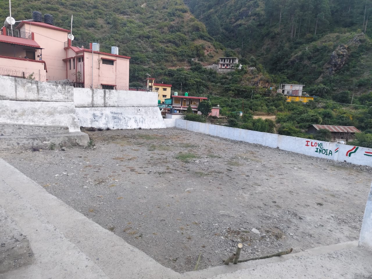 मा0 मुख्यमंत्री के मार्गदर्शन एवं जिला प्रशासन के सतत प्रयासों से आधुनिकता की ओर अग्रसर जिले की शिक्षा व्यवस्था