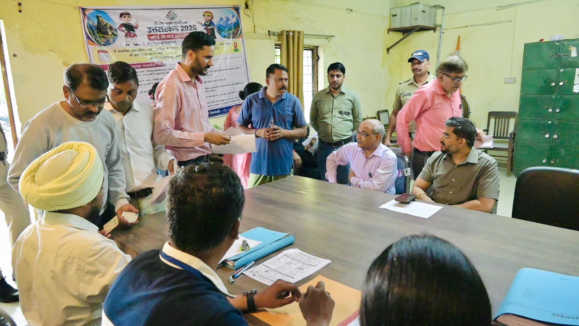 मतदाता सुनवाई में लापरवाही बर्दाश्त नहीं, आयोग के निर्देशों का शत-प्रतिशत पालन सुनिश्चित करें रू गढ़वाल आयुक्त